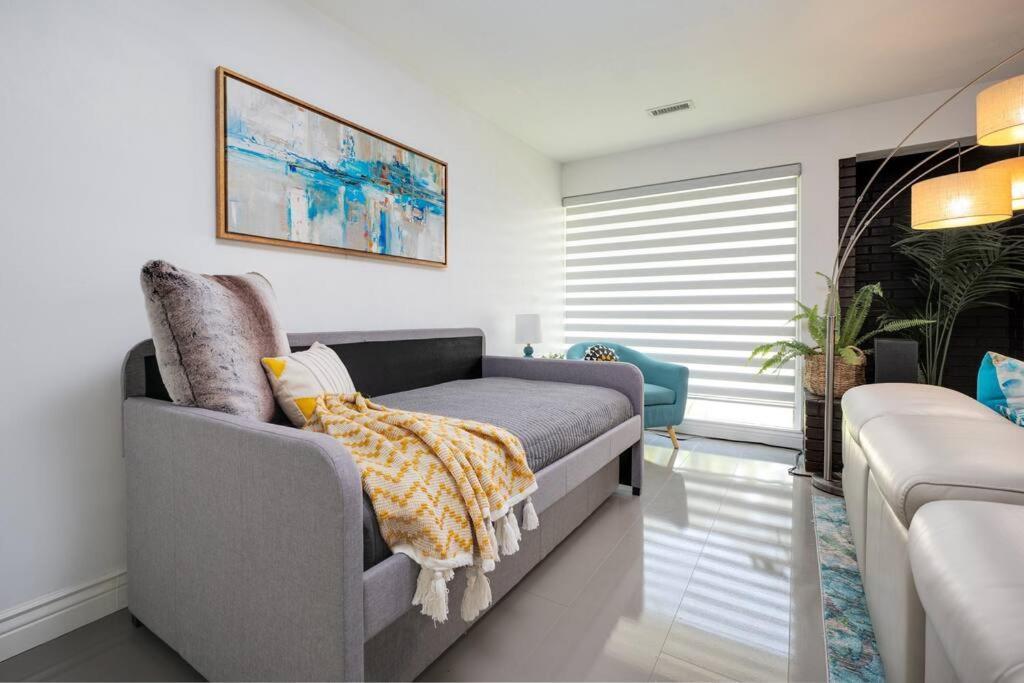Uf Sunshine House - Patio & Bbq - Chef Kitchen - Ev Car Station - Upscale Neighborhood! Βίλα Γκέινσβιλ Εξωτερικό φωτογραφία